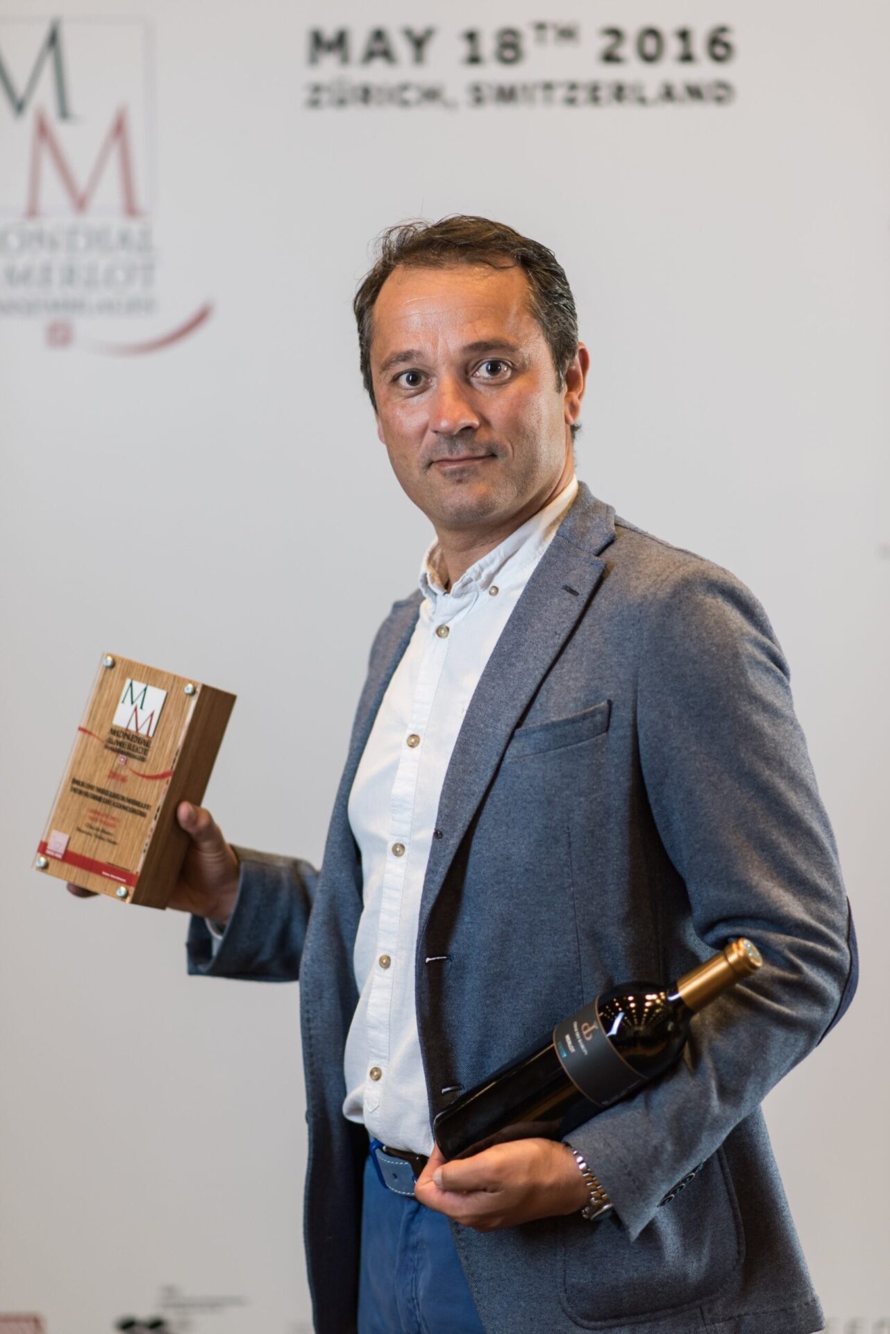 Le Merlot Réserve Chai du Baron remporte le prix du meilleur Vin suisse au concours du Mondial du Merlot 2016